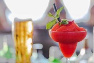 Paphos : Croisière en bateau tout compris vers la baie de Coral avec arrêts