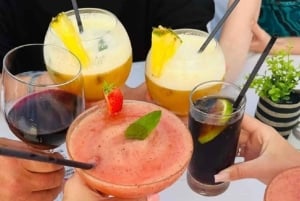 Paphos: Wave Dancer-solnedgangscruise med grilling og svømming