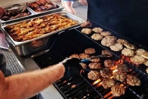 Paphos: Wave Dancer-solnedgangscruise med grilling og svømming