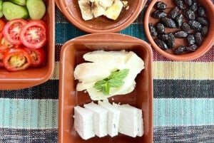 パフォス：ワインとハルーミチーズのテイスティングツアー（送迎付き）