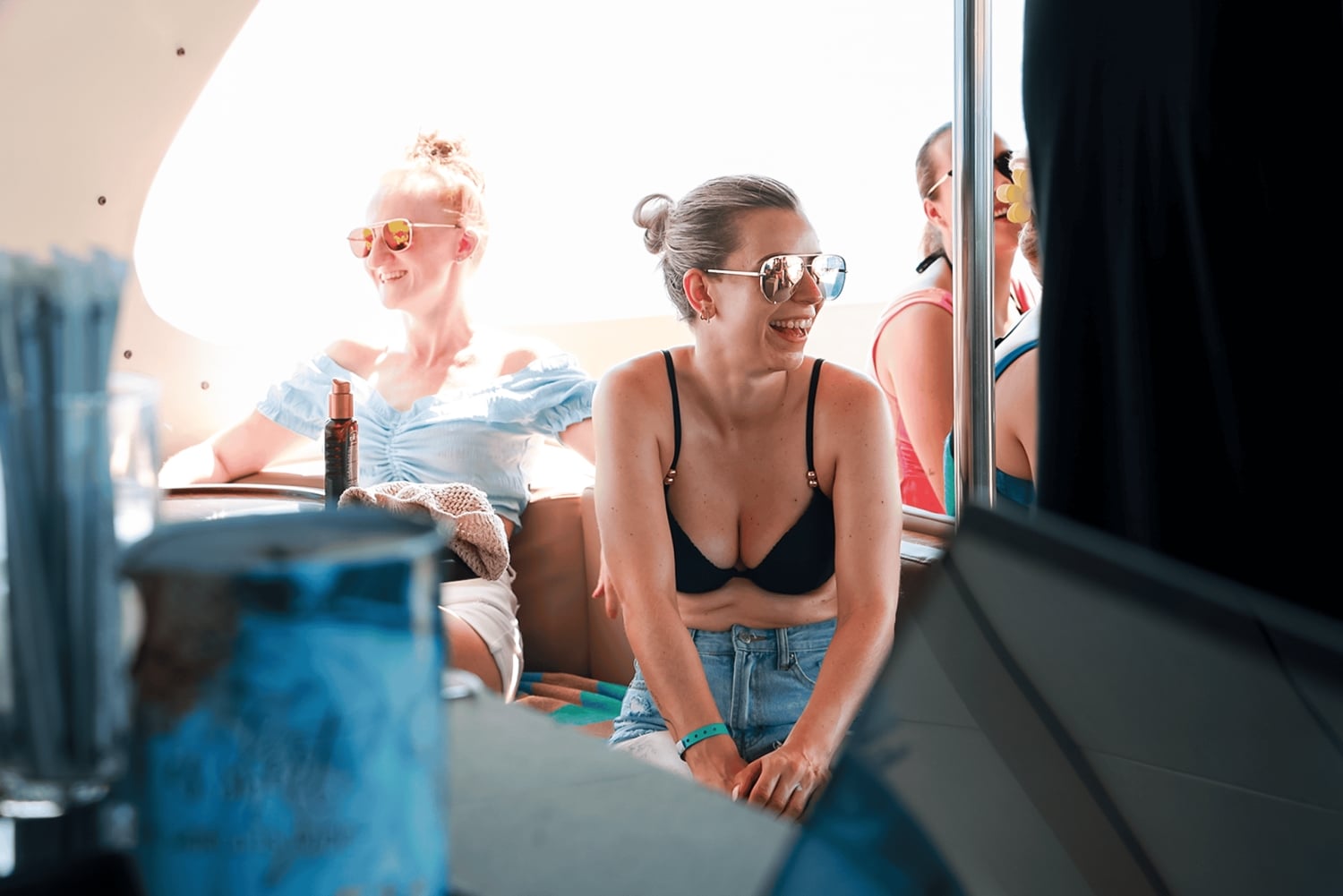 Протарас: круиз для взрослых с горкой, барбекю и 1 напитком