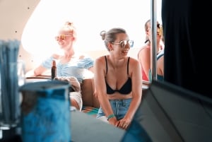 Протарас: круиз для взрослых с горкой, барбекю и 1 напитком