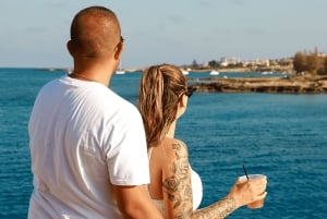 Протарас: круиз для взрослых с горкой, барбекю и 1 напитком