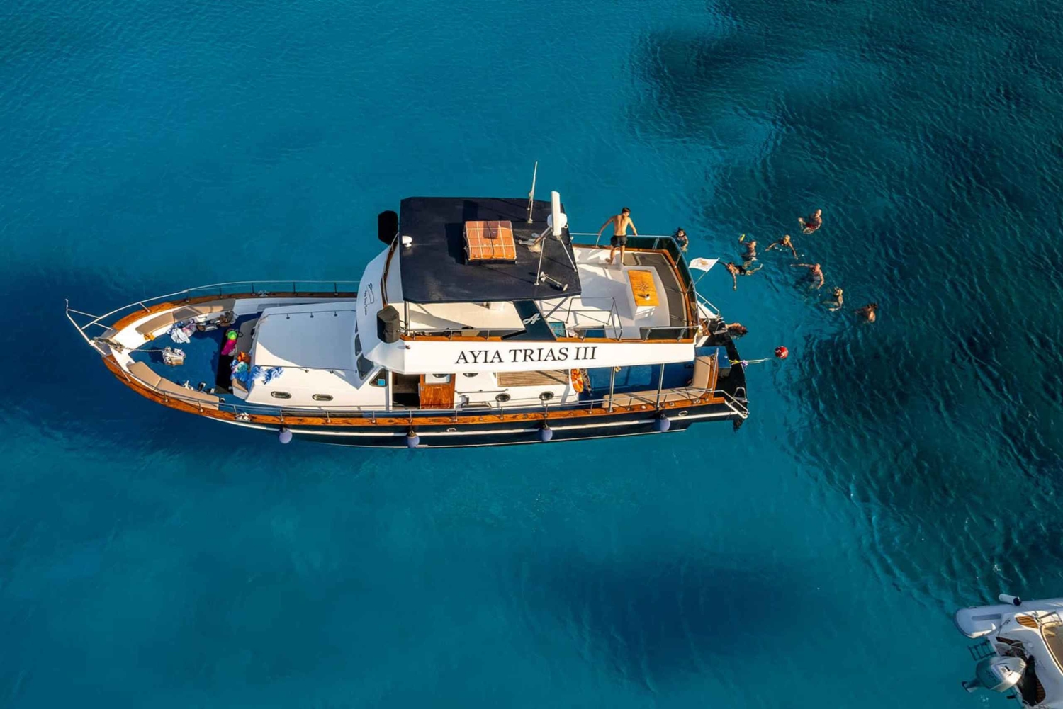 Protaras: Crucero de lujo por la Laguna Azul / 3H, 2 paradas para nadar