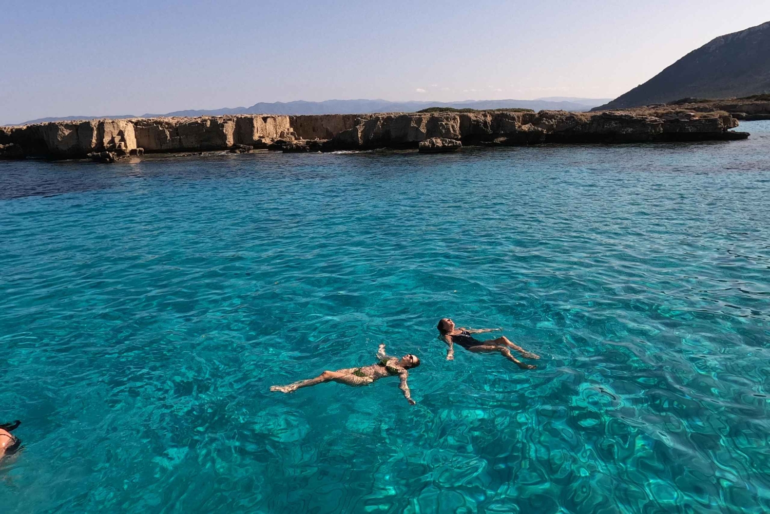 Itseajettavien veneiden vuokraus Latchi: Paphos-kuljetus saatavilla