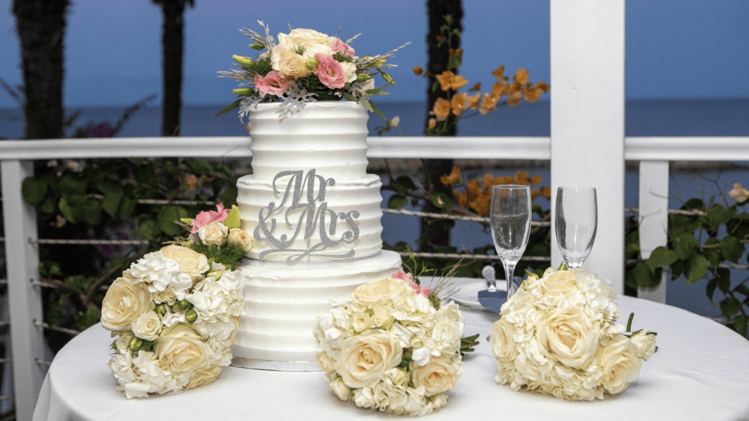 The Golden Coast Beach Hotel - Weddings