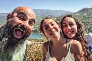 El verdadero Chipre: Excursión privada en minibús con guía local