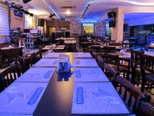 Moyses Live - Greek Tavern