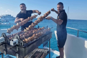Traslados: Pafos a Latchi, barbacoa y crucero en tobogán acuático