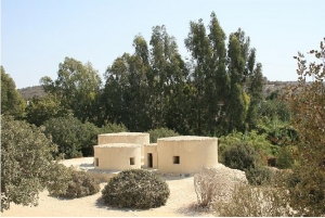 Choirokoitia photo by cypruspictures.net