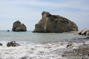 Paphos Petra tou Romiou photo by cypruspictures.ne