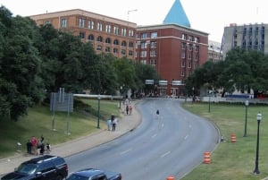 Dallas: 2-Hour JFK Assassination Tour without Museum