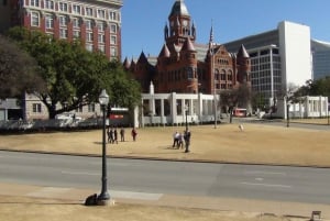 Full-Day Small-Group Tour of Dallas & the JFK Assassination