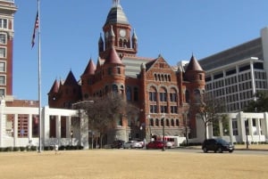 Full-Day Small-Group Tour of Dallas & the JFK Assassination