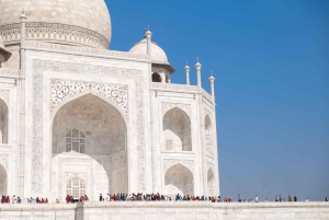 Tour de 2 días con todo incluido por el Taj Mahal y la ciudad de Agra desde Banglore