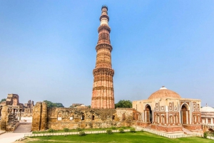 2 dagar Delhi och Agra Tour med bil med en godkänd guide