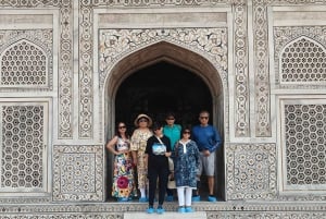 Von Delhi: 2 Tage Taj Mahal & Agra Private Tour mit Übernachtung