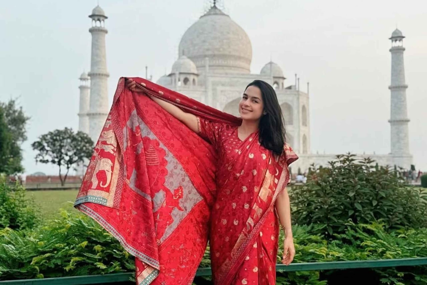 3 päivän yksityinen luksusmatka Kultaiseen kolmioon Agra Jaipur Delhi