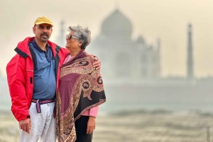 3 päivän yksityinen luksusmatka Kultaiseen kolmioon Agra Jaipur Delhi