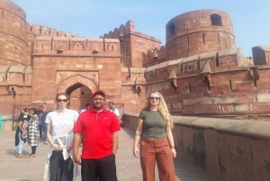 Tour di 4 giorni con Taj Mahal, Delhi e safari con le tigri di Ranthambore