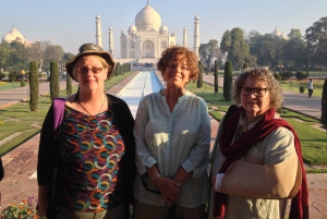 Agra: Ganztägige Sightseeingtour mit dem Auto und staatlichem Guide