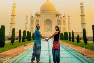 Agra: Privat sightseeing dagsutflykt med guide i bil