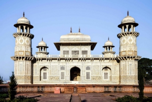 Agra: Forbi-køen Taj Mahal & Agra Fort Privat omvisning