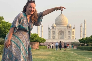 Agra: tour de día completo al Taj Mahal, el fuerte de Agra y Fatehpur Sikri