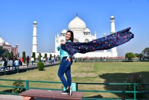 Agra: tour de día completo al Taj Mahal, el fuerte de Agra y Fatehpur Sikri