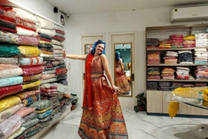 Delhi : Customized Shopping Tour with Female Consultant