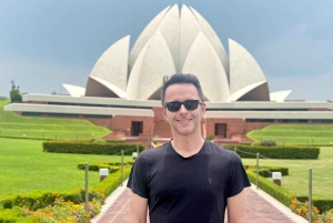 Delhi : visite spirituelle des 4 religions et spectacle aquatique d'Akshardham