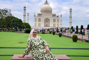 Delhi: 6 dagars Gyllene triangeln-tur med Varanasi och åktur med båt