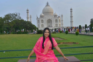 Delhi: 6 dagars Gyllene triangeln-tur med Varanasi och åktur med båt