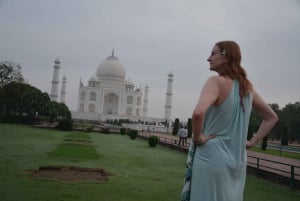 Delhi: 6 dagars Gyllene triangeln-tur med Varanasi och åktur med båt