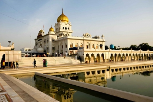 Delhi : 6 heures de visites spirituelles à Delhi avec des temples célèbres