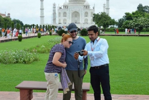 De Delhi: viagem de 1 dia para Agra no trem mais rápido.