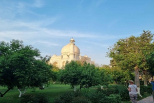 Delhi : Agra Mathura Vrindavan Visite touristique avec déjeuner