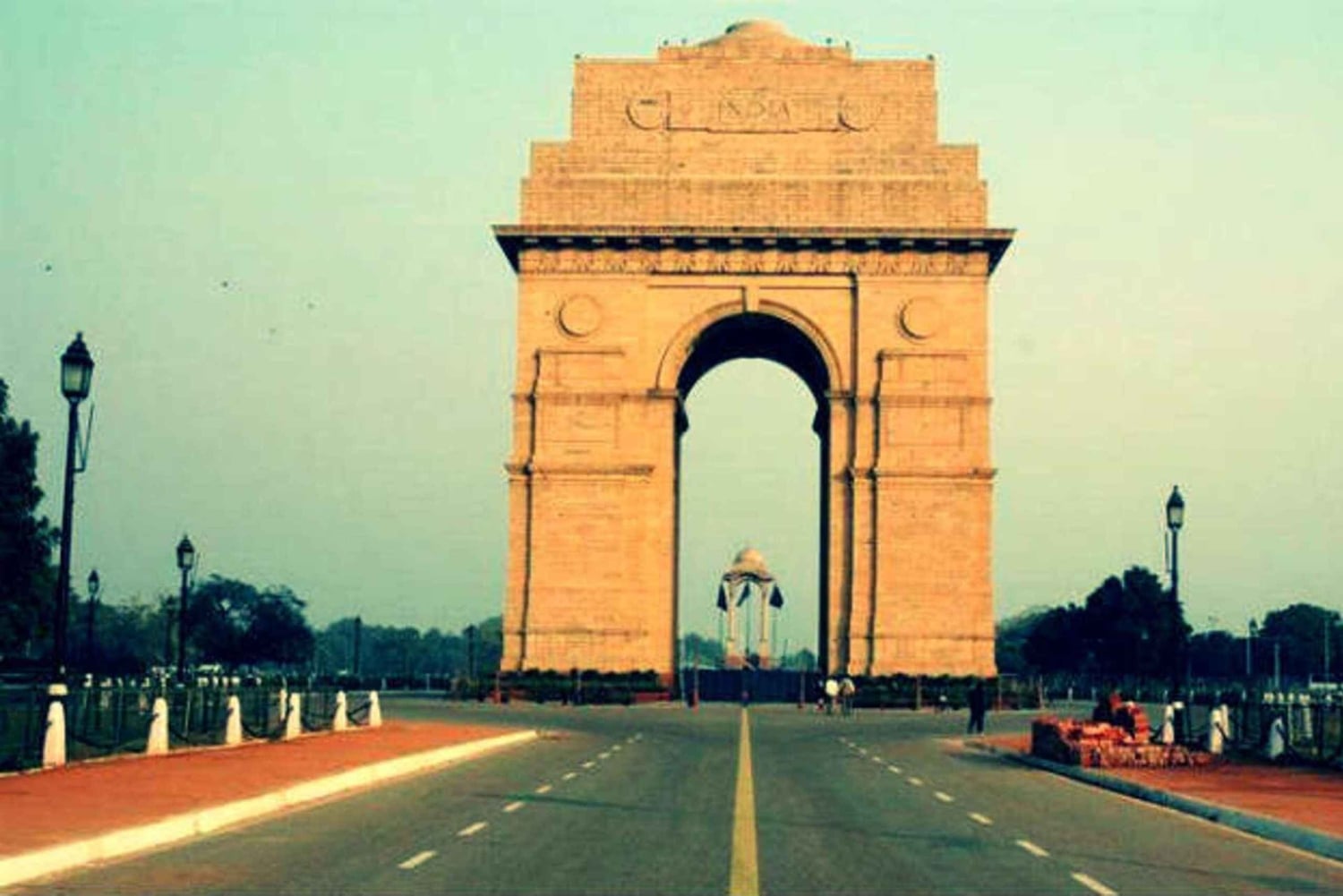 Delhi Airport Half-Day Layover Tour with Free Airport Pickup