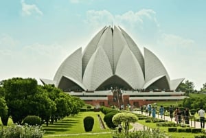 Delhi Airport: Private Guided Layover Delhi City Tour by Car