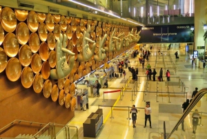 Delhi: lentokentältä lentokentälle välilasku Taj Mahal City Tour autolla