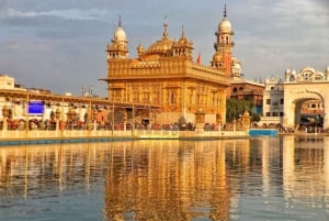 Delhi: Amritsar 2-Day Tour with Golden Temple & Wagah