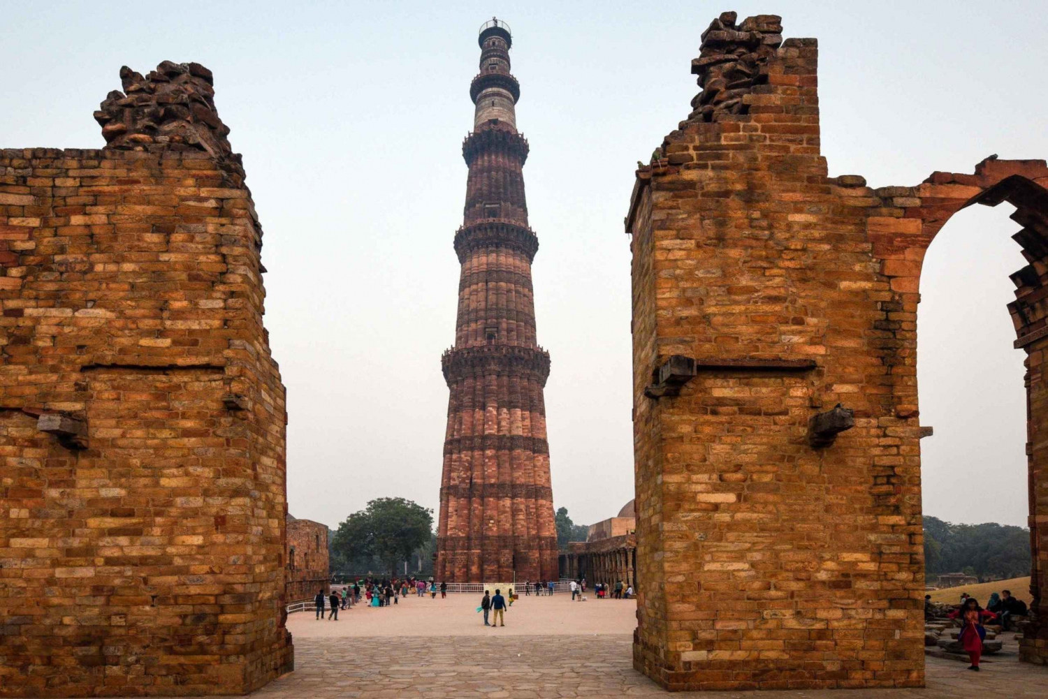 Delhi Archeological Sites Tour