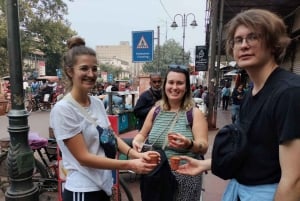 Delhi: Tour di un giorno sull'autentico percorso degli acquirenti con pranzo