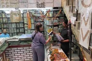 Delhi: Tour di un giorno sull'autentico percorso degli acquirenti con pranzo