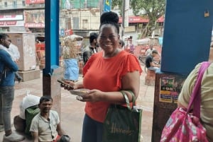 Delhi: Tour di un giorno sull'autentico percorso degli acquirenti con pranzo