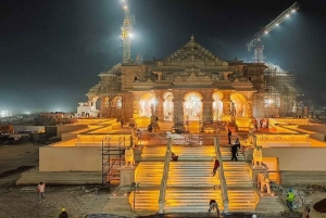 Delhi: 2-tägige private Tour nach Ayodhya mit Guide und Mahlzeiten