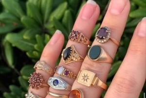 女性ガイドと行くデリー市内ショッピングツアー（車で移動）