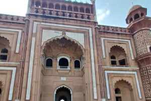 Delhi City Sightseen, heldagstur inkludert New & Old delhi