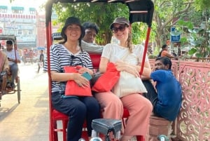 デリー：女性コンサルタント付きカスタマイズショッピングツアー