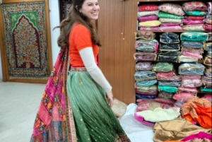 Delhi: Skræddersyet shoppingtur med kvindelig konsulent